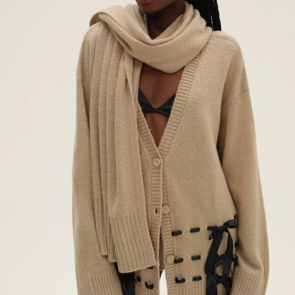 NWT FOR LOVE AND LEMONS SOLANA OVERSIZED KNIT SCARF IN TAN SIZE O/S - Picture 2 of 6